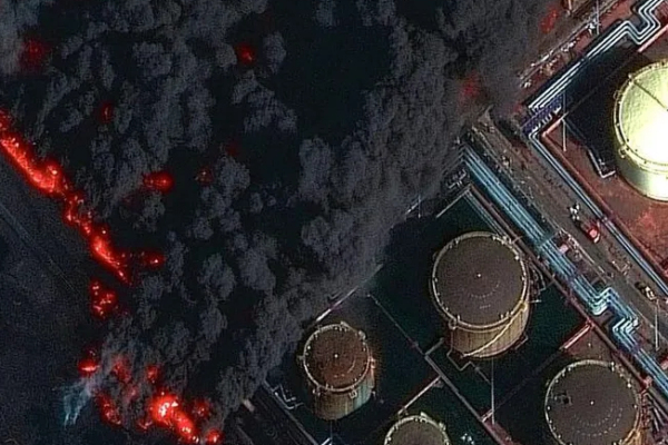 Беспилотники снова ударили по российскому порту: поврежден нефтепровод