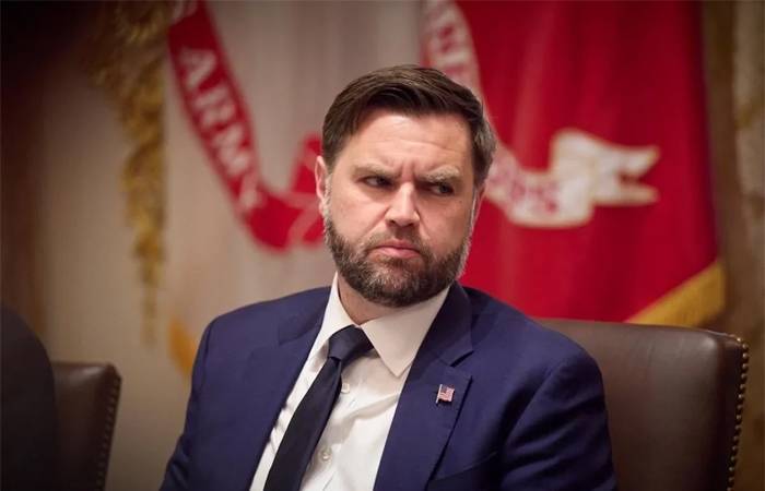 Вэнс едет поддержать Орбана