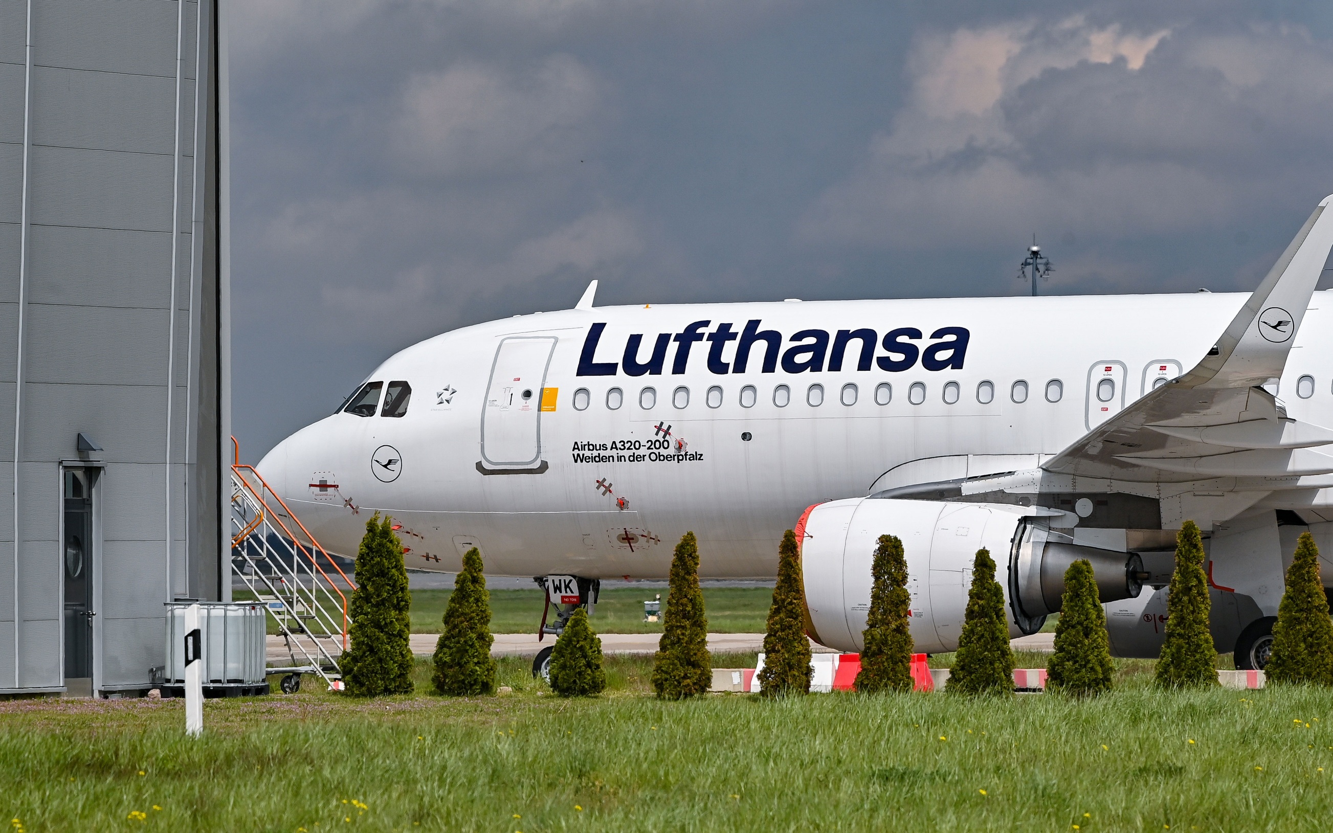 Свыше 900 рейсов отменили в Германии из-за забастовки пилотов Lufthansa