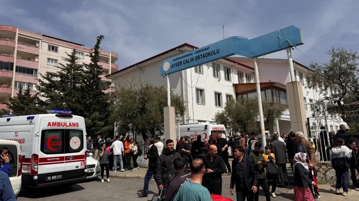 В Турции арестовали мать подозреваемого в атаке на школу, где погибли 10 человек