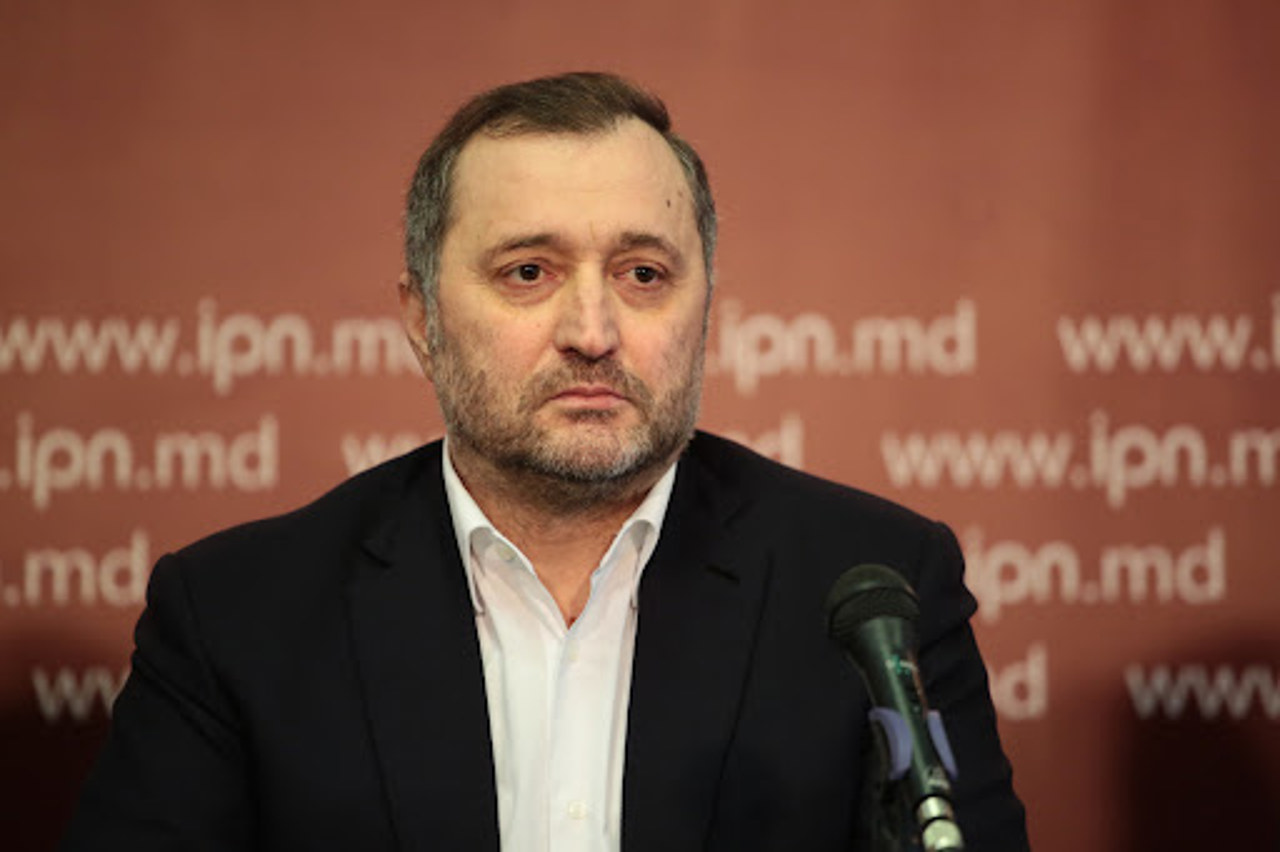 Экс-премьер Молдовы: Страна теряет молодых людей
