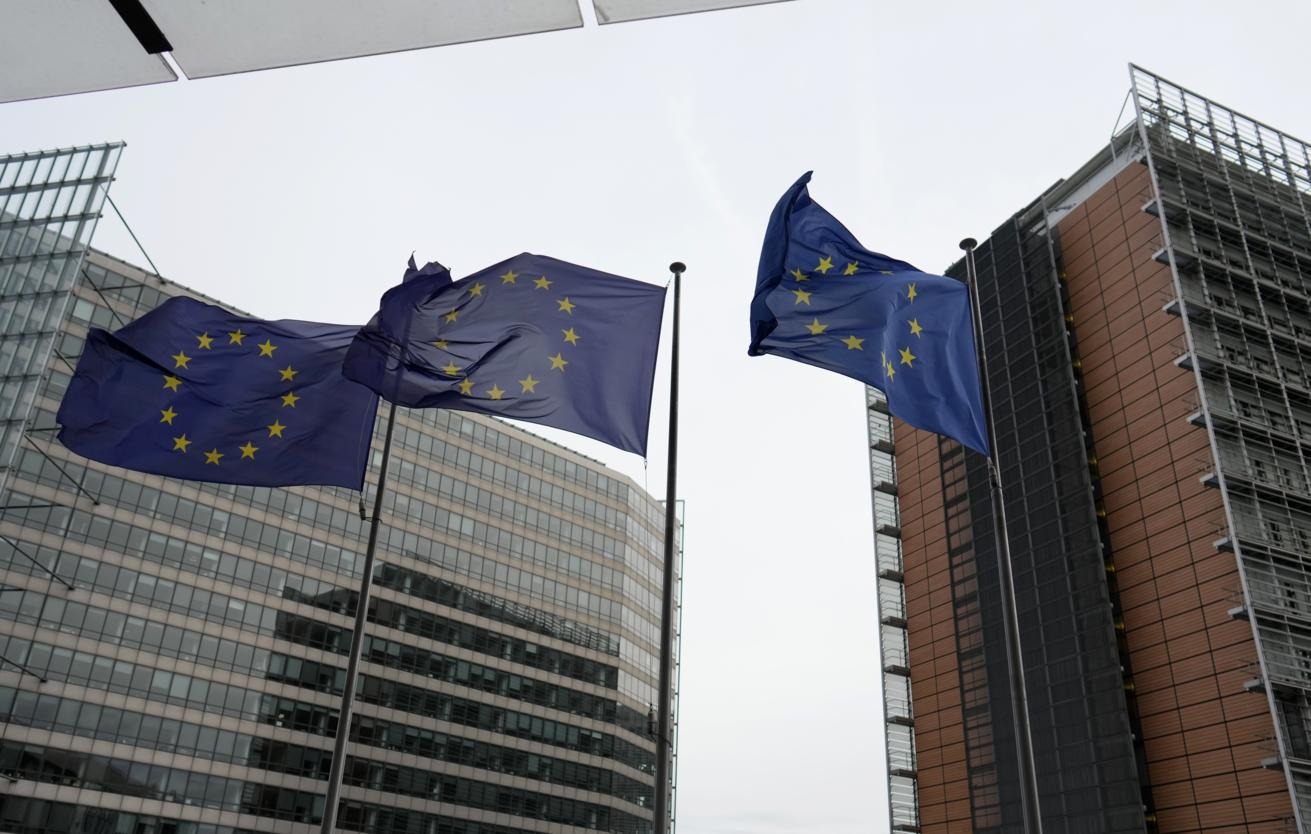 Politico: С уходом Орбана исчезает иллюзия единства ЕС по вопросу приема Украины