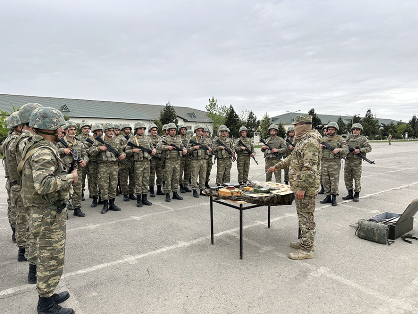 Завершены учебные сборы с военнообязанными