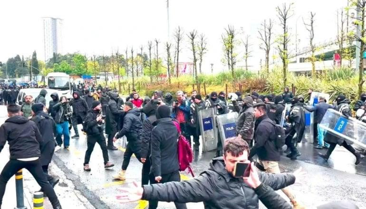 В Турции столкновения марксистов с полицией
