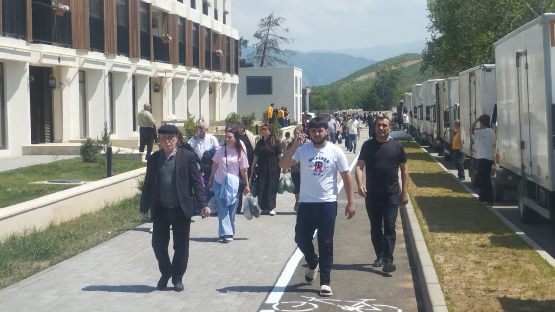 Очередная группа переселенцев прибыла в город Зангилан