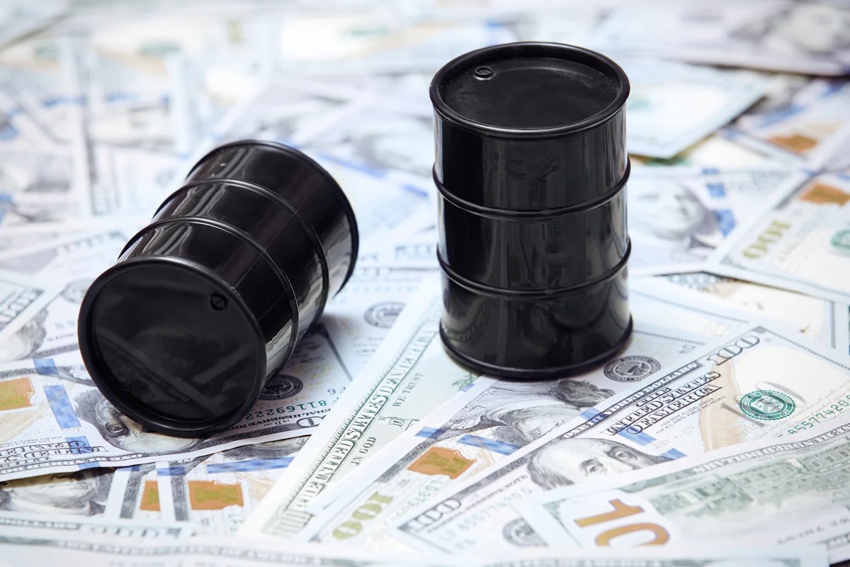 Цены на эталонные марки нефти подорожали более чем на 1%
