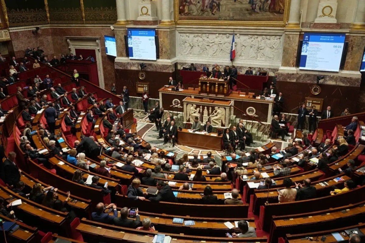 Французский парламент отменил «Черный кодекс»