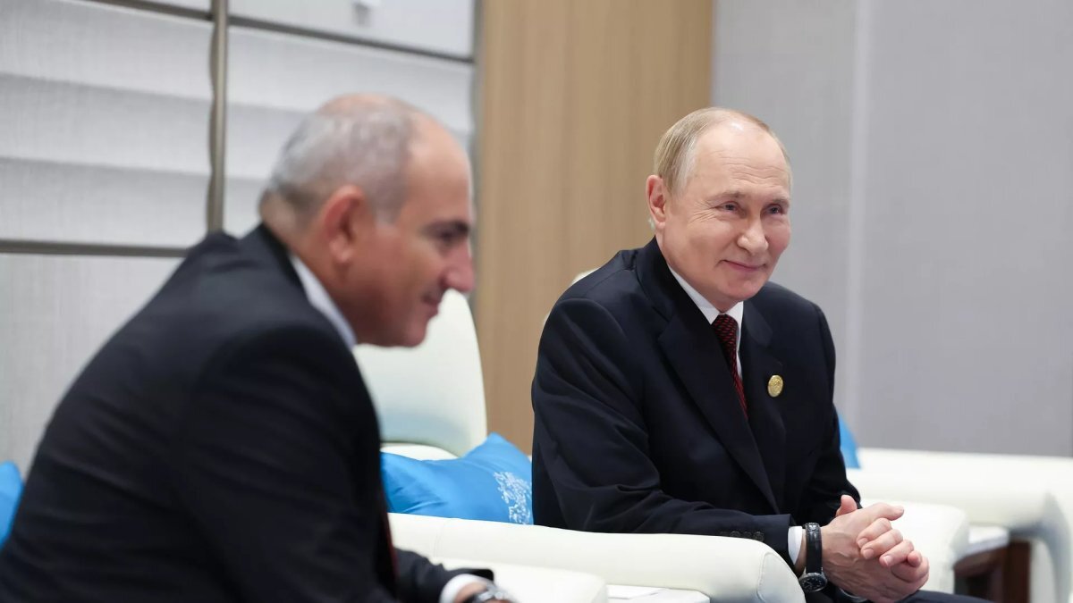 Путин поздравил Пашиняна