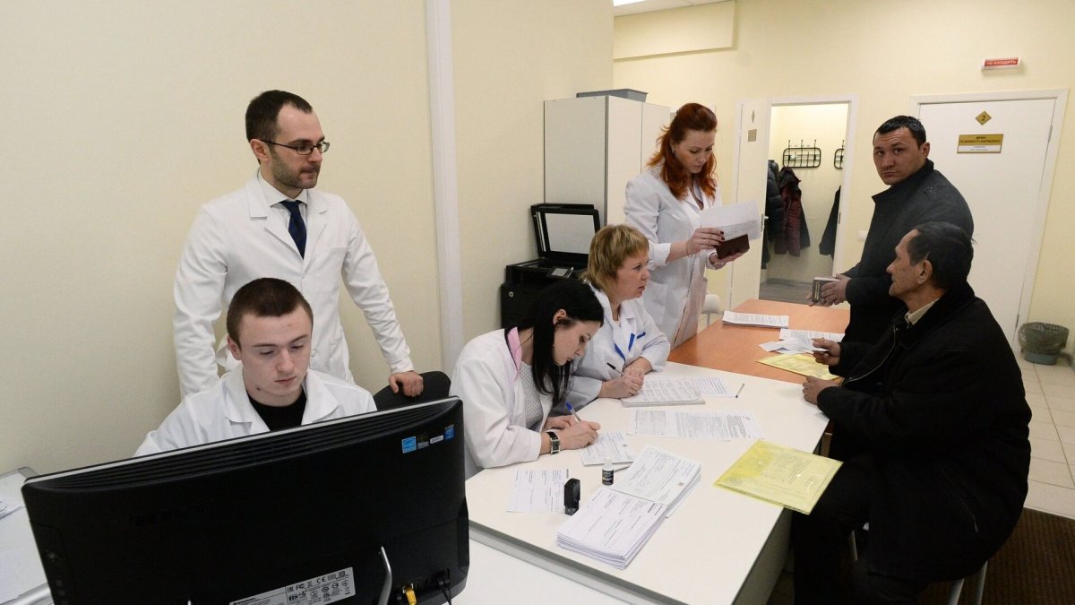 В России ужесточают правила медосвидетельствования мигрантов
