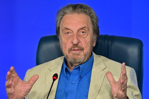 Отец Маска назвал Трампа достойным Нобелевской премии