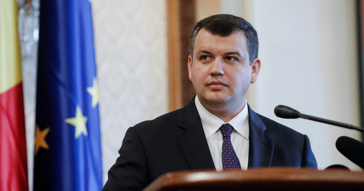 Премьер Румынии Томак подал в отставку