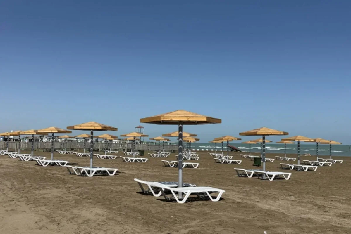 Температура морской воды на пляжах Абшерона достигнет 25°