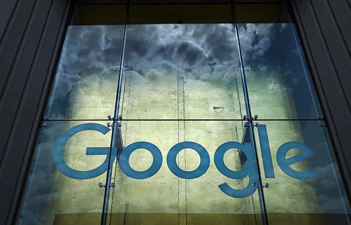 Еврокомиссия оштрафовала Google на миллиард. Трамп грозит «высокой ценой»