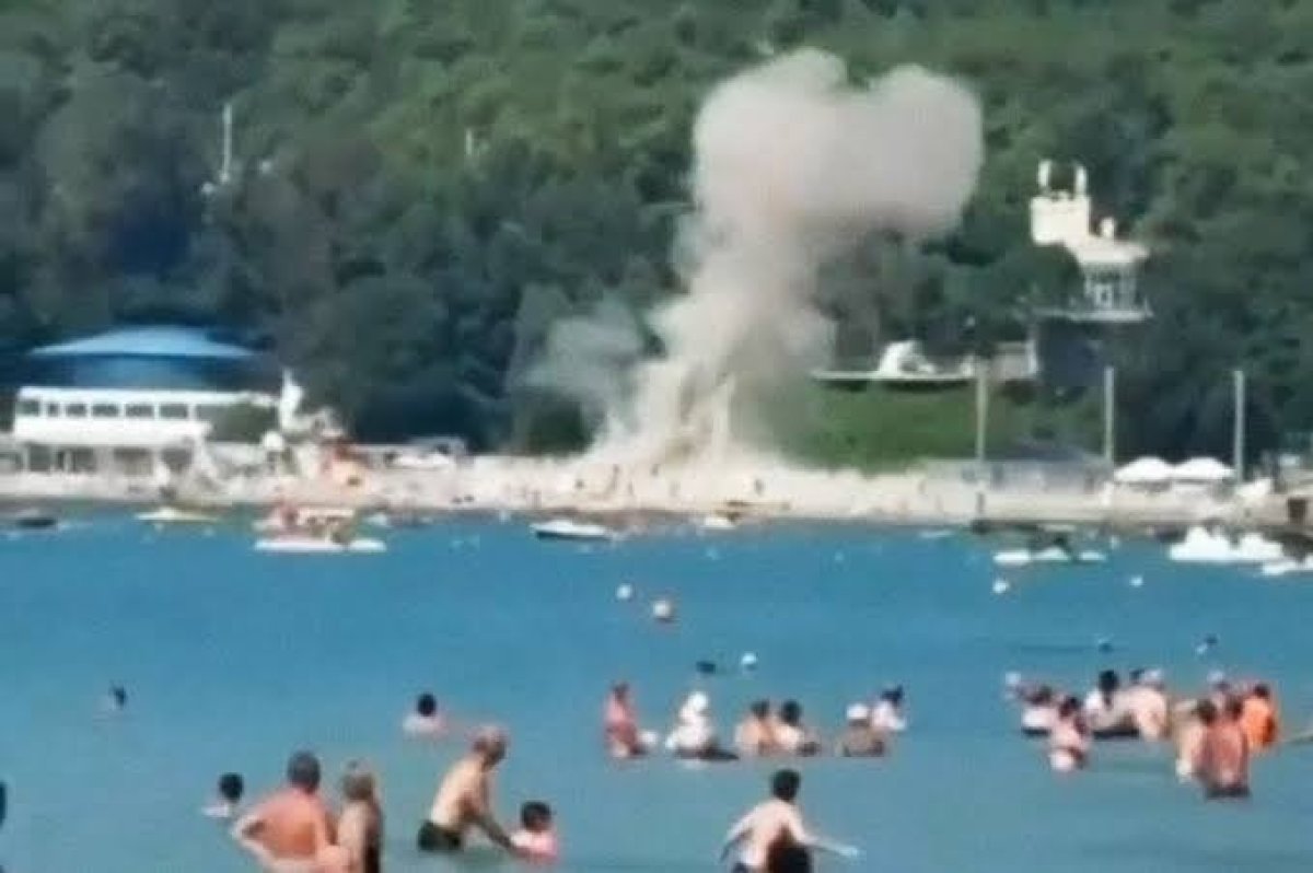Число погибших при атаке дрона в Геленджике возросло