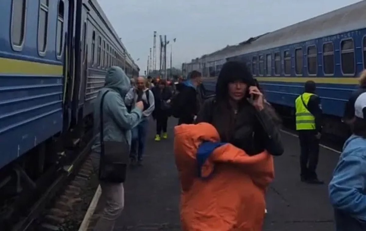 Атака у польской границы: под удар едва не попал поезд с европейскими политиками