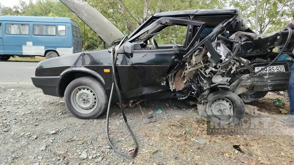 В серьезном ДТП в Гахе пострадали четыре человека