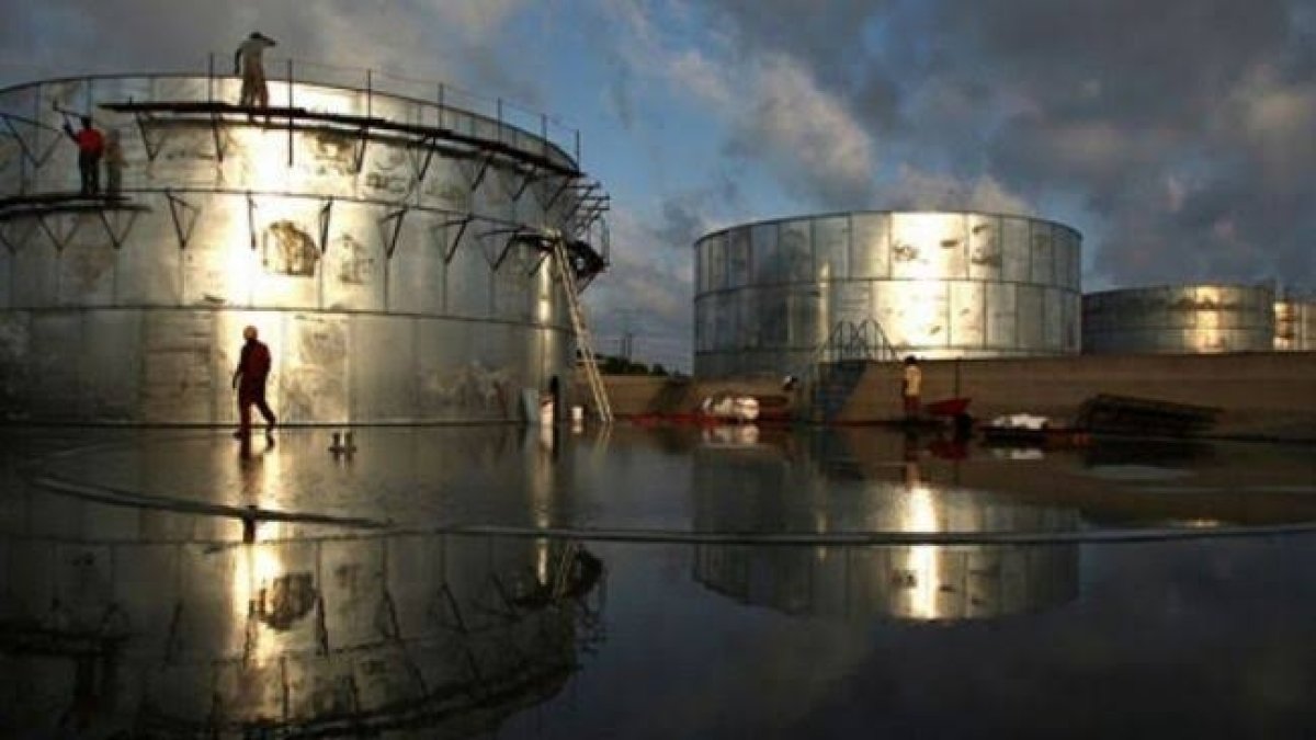 Нефтяные запасы Америки тают