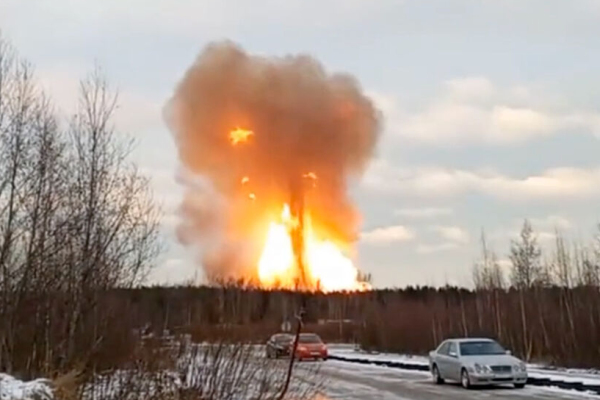 В России взорвался газопровод «Центральная Азия - Центр»: высота столба пламени достигала 80 метров